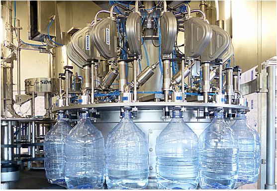pet bottle filling machine