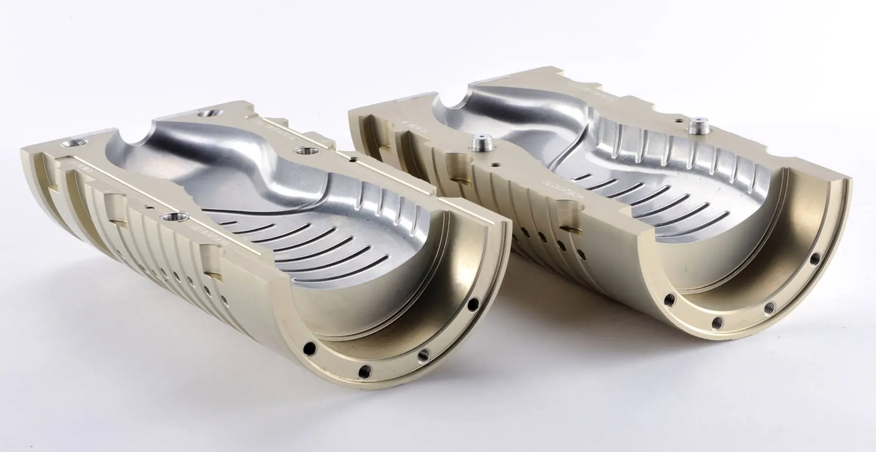 Blowing moulds
