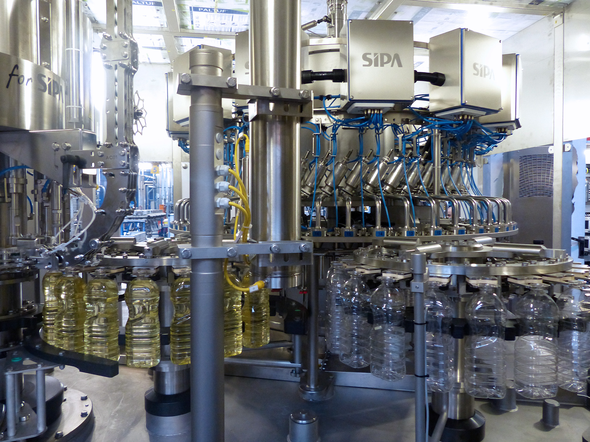 PET machine for edible oil bottle packaging and for cooking oil bottle